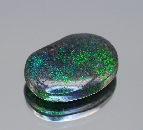 *NR fEsTiVaL* Black Matrix Opal 4.39Ct.