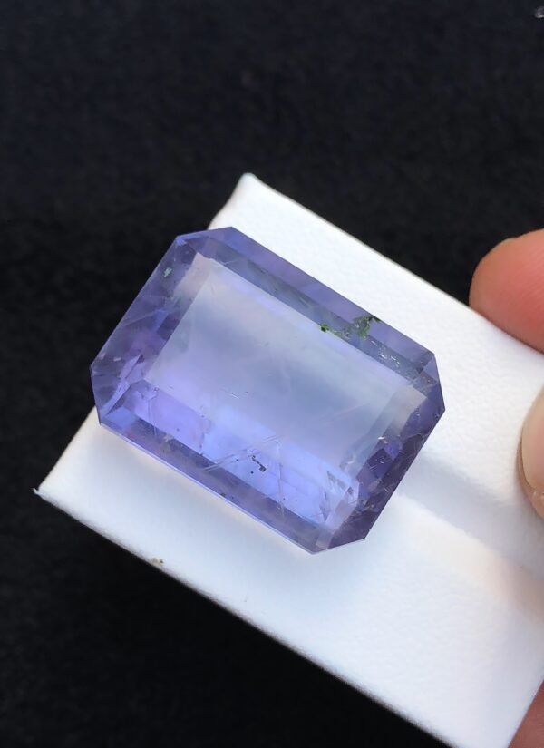 55.10 Ct Natural Purplish Transparent Fluorite Gemstone - Image 2