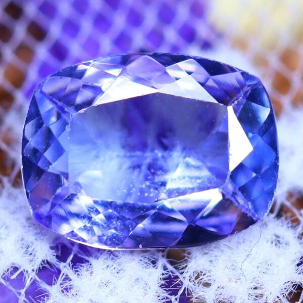 Tanzanite 1.07Ct Natural VVS Purplish Blue Tanzanite E0101/A45