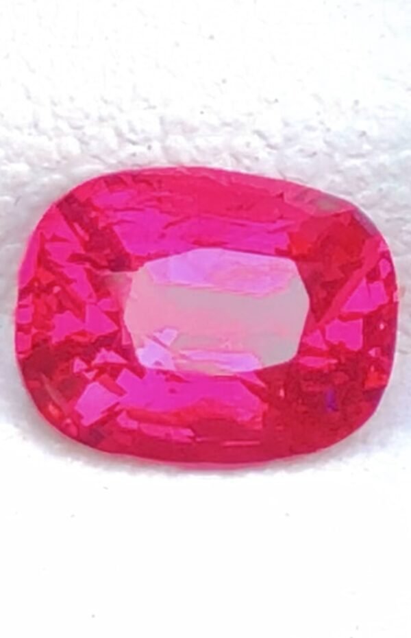JEDI SPINEL 0.92 CARAT NEON REDDISH PINK NATURAL JEDI SPINEL FROM BURMA
