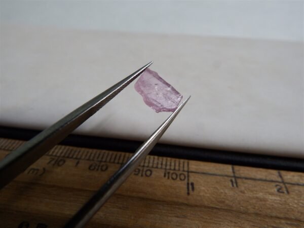 1.5ct rare pink sapphire untreated madagascar gemstone slice specimen - Image 3