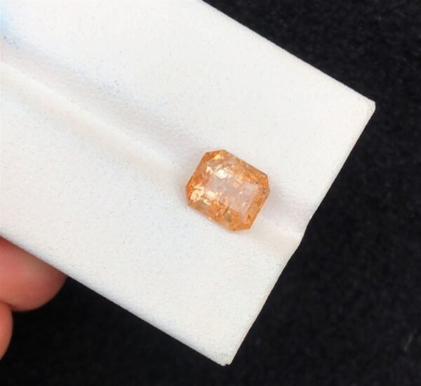 2.50 Ct Topaz Cut Stone from Afghanistan - Image 3