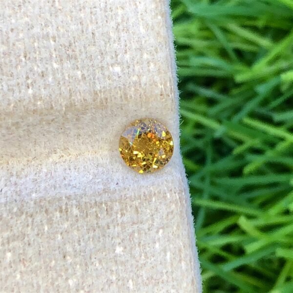 0.45(ct)Demantoid Garnet Beautiful Sparkling Color Faceted Gem From Africa
