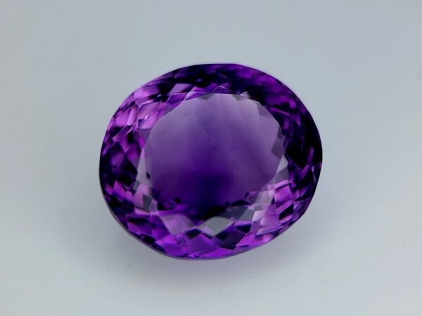 15.76 Carat Natural Amethyst H31 Gemstone IGCNMIX