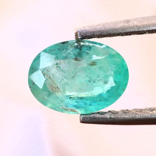 0.68 ct. Natural Zambian Emerald *NO RESERVE AUCTION - Image 2