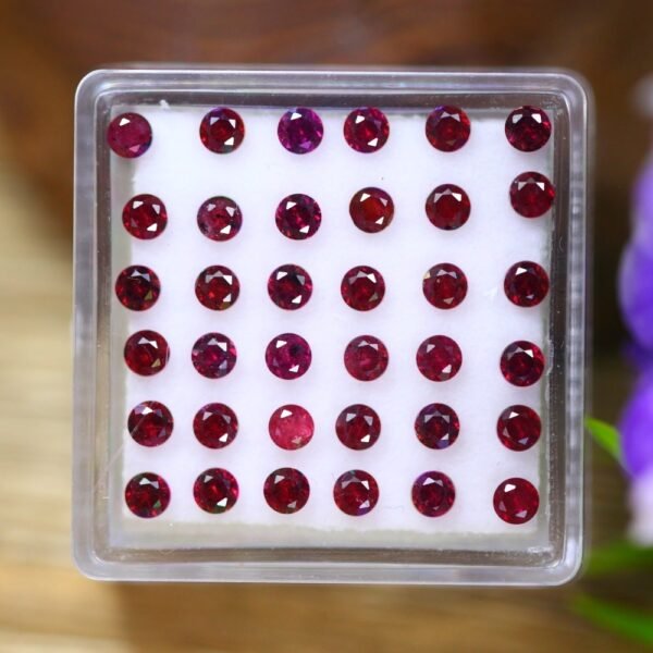 3.49ct Natural Rhodolite Garnet Round Cut Lot VB6323 - Image 2