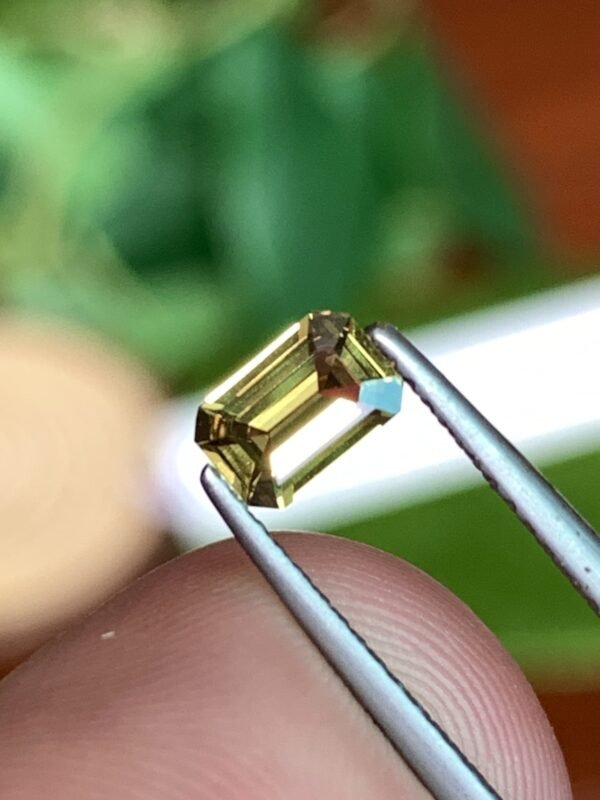 Certified Fine Grade Custom Cut natural Greenish yellow Sapphire 0.55 Cts - Image 3