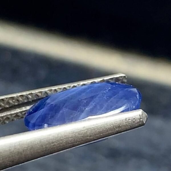4.20CT No Treatment Certified Natural Blue Sapphire from Sri Lanka. - Image 2