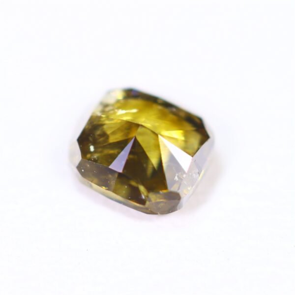 0.57cts Natural Champagne Diamond Unheated / KY1161