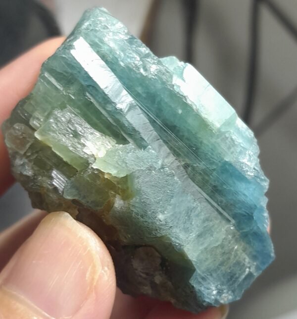 242cts/ Vietnam Natural Blue Aquamarine Rough Crystal - Image 3