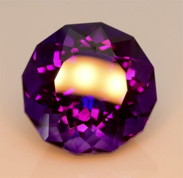 13.28 ct Rarest Rwanda Amethyst Bicolor Gemstone RRP 800.00 - Image 2